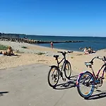 City Beach Apartment
